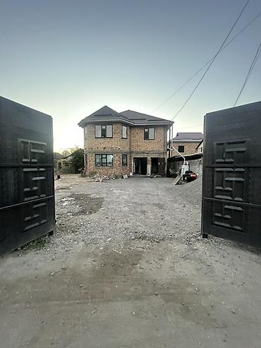 прадаж дом нижный аларча: 🏡 Продаётся 2-этажный дом в с. Нижняя Ала-Арча 📍 Адрес: ул. Зелёная 📐 — 1