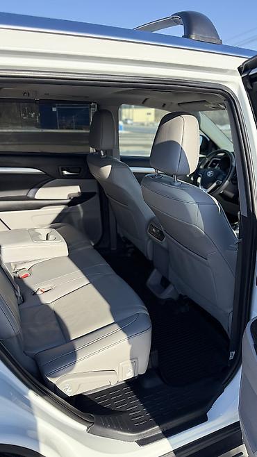 Toyota: Toyota Highlander: 2019 г., 3.5 л, Автомат, Бензин, Внедорожник — 12