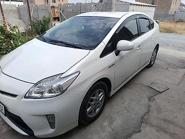 Toyota: Toyota Prius: 2015 г., 1.8 л, Гибрид, Хэтчбэк — 6