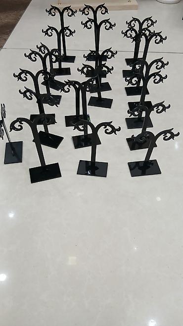 Шкатулки и подставки: Подставки и дисплеи для бижутерии/украшений. - Овальные вертикальные — 4