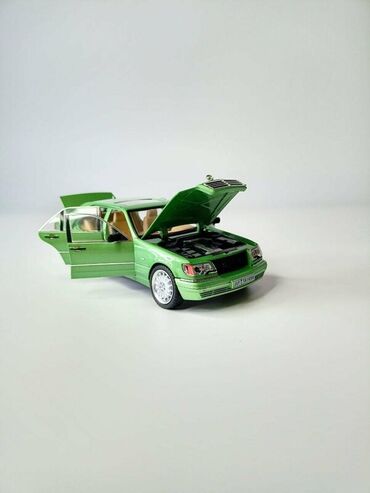 Avtomobil modelləri: Miqyaslı model avtomobil – 1:24 Xüsusiyyətlər: - Korpus: metal - — 8