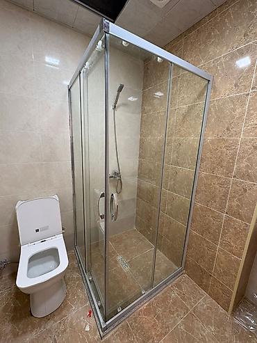 şlanq: Duş kabinəsi və santexnika dəsti - Ölçü: təqribən 90x90 sm kvadrat — 1