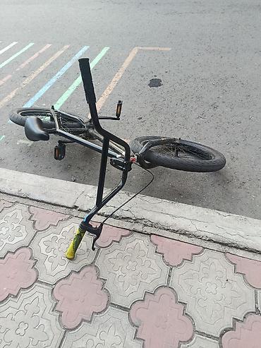 Спорт и хобби: BMX велосипед для трюков - Рама и вилка: стальная, окраска черная - — 4