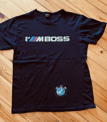 Köynəklər: Koynekler Her biri 5 manat hamisini alan olsa yenede endirim ederiy — 14