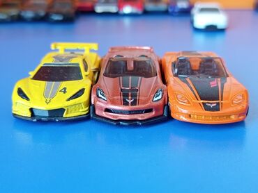 Oyuncaqlar: Hot Wheels
1.Corvette C8.R
2.Corvette C7 z06
3.Corvette C6