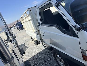 Транспорт: Легкий грузовик, Hyundai, Стандарт, 2 т, Б/у — 2