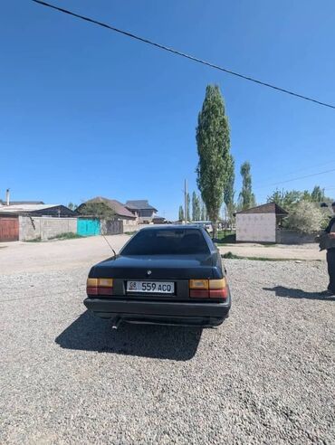 Audi: Audi 100: 1986 г., 2.2 л, Механика, Бензин, Седан