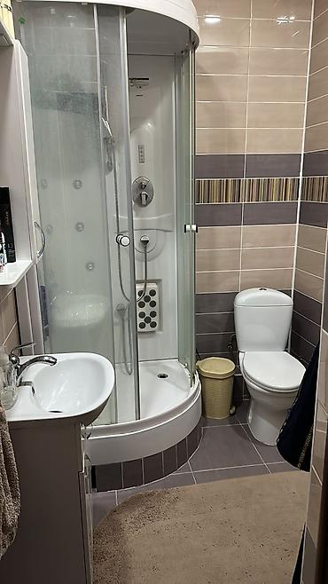 Долгосрочная аренда квартир: 3 комнаты, Агентство недвижимости — 12