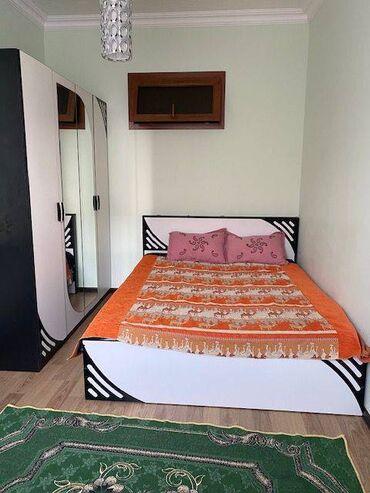 Uzunmüddətli kirayə mənzillər: Mənzil kirayə verilir. 3 otaq, 19.8 mərtəbə, 90 kv, tam əşyalı — 16