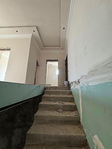 Həyət evləri və villaların satışı: 7 otaqlı, 350 kv. m — 25