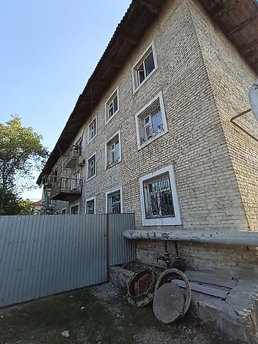 Продажа квартир: 1 комната, 31 м², ул. Курманжан Датка-Гапара Айтиева, Хрущевка, 2 этаж, Косметический ремонт — 8