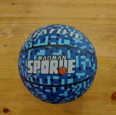 резиновый мяч: Хочу продать баскетбольный мяч " madman ", очень классный, прыгает
