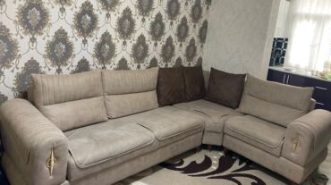 Kreslolar: Künc divan, İşlənmiş, Açılan, Bazalı, Parça, Çatdırılma yoxdur