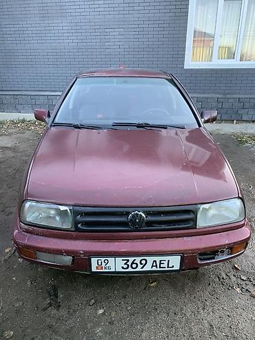 matiz diska: Volkswagen Vento: 1992 г., 1.8 л, Седан — 3