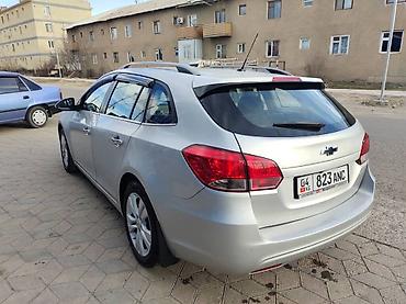 Продажа авто: Chevrolet Cruze: 2014 г., 1.8 л, Механика, Бензин, Универсал — 8