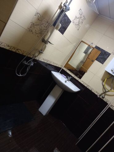 Köhnə tikili: Bakı, 4 otaqlı, Köhnə tikili, m. Həzi Aslanov, 100 kv. m — 11