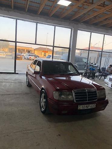 Mercedes-Benz sedan, W124 seriyası (ili 1991). ünvan Neftçala rayonu