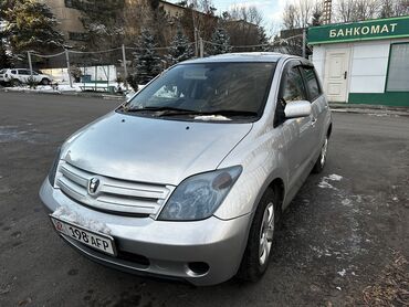 витц машина: Toyota ist: 2002 г., 1.3 л, Автомат, Бензин