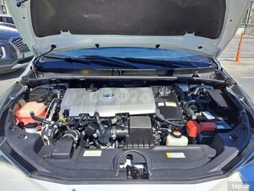 Radiatorlar: Toyota Prius 50 kuzə mühərrik ehtiyat hissələri satılır Mətn: Toyota