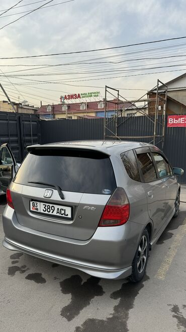 авто с последующим выкупом фит: Honda Fit: 2003 г., 1.5 л, Автомат, Бензин, Хэтчбэк