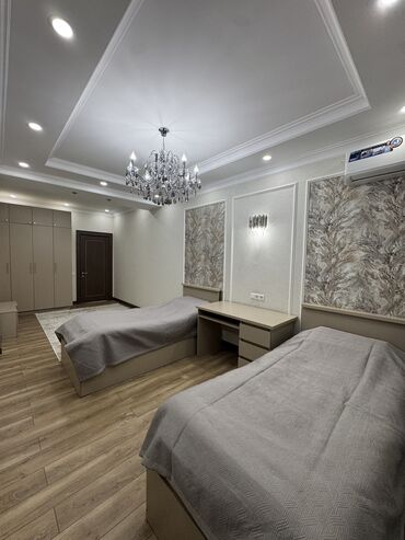 где купить кровать недорого: Уктоочу бөлмө гарнитуру, Колдонулган, Бир кишилик керебет, Шкаф, Комод, Кыргызстан, МДФ, Өзү алып кетүү, Акылуу жеткирүү, түсү - Саргыч боз