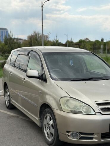 Toyota: Toyota Ipsum: 2003 г., 2.4 л, Автомат, Бензин, Минивэн