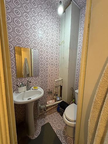продаю квартиру начало аламедин1: 4 комнаты, 71 м², Аламедин-1 мкр 106 серия, 4 этаж, Старый ремонт — 6