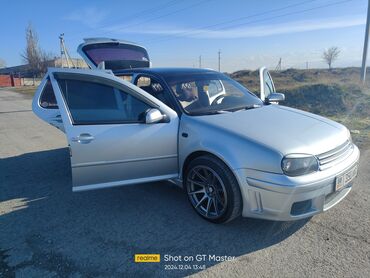 Транспорт: Volkswagen Golf: 2000 г., 1.8 л, Механика, Бензин, Хетчбек