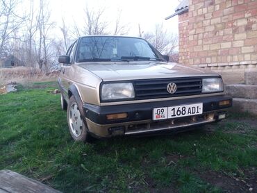 Volkswagen: Volkswagen Jetta: 1990 г., 1.8 л, Механика, Бензин, Седан