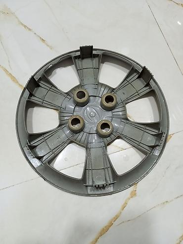 175 65 15: İşlənmiş Kolpak Kia R 15 — 2