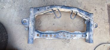 Крышки багажника и комплектующие: Накладка крышки багажника Toyota, 2010 г., Оригинал — 20