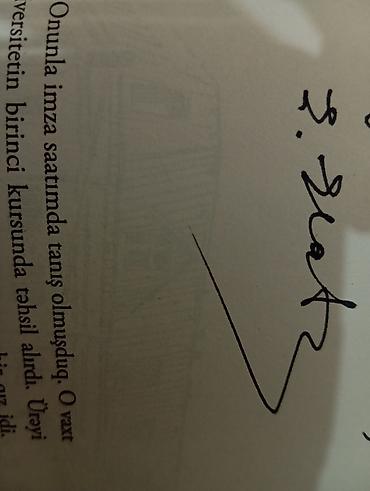 dərs kitabları: Məhsul: Kitab – “Santaj” - Müəllif: Elxan Elatlının adı üz qabığında — 2