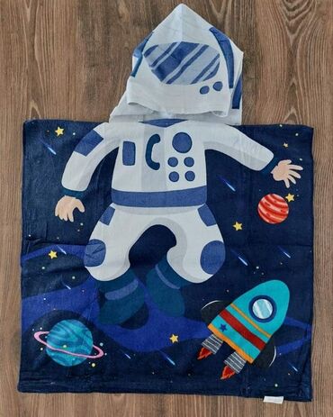 Ostale dečije stvari: Pončo peškir 
Cena: 1499 dinara
60*60 cm — 26