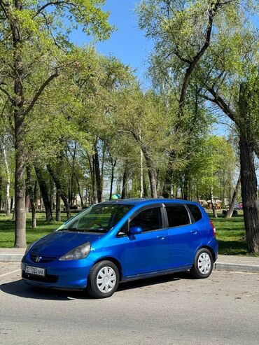Honda: Honda Fit: 2003 г., 1.3 л, Вариатор, Бензин