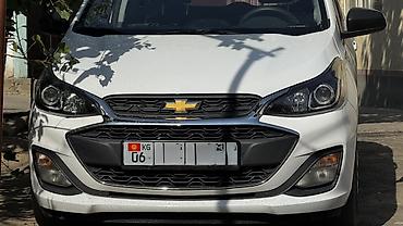 bmw 8: Chevrolet Spark: 2018 г., 1 л, Автомат, Бензин, Хэтчбэк — 2