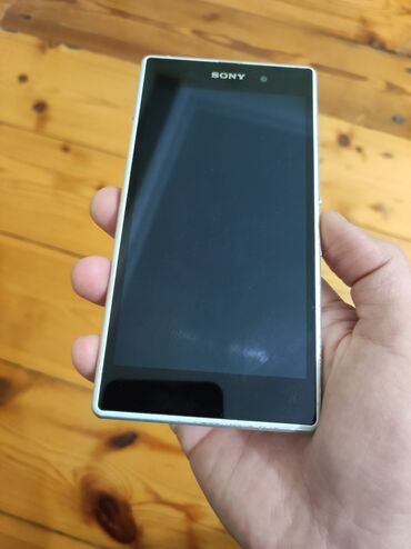 telefon işlənmiş: Sony Xperia Z1