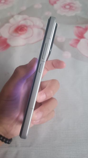купить диски с играми на пк: Xiaomi, 15 Pro, Б/у, 256 ГБ, цвет - Белый, 2 SIM — 3