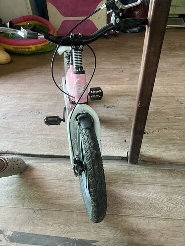 сапоги женское: Балдар үчүн велосипед, 2 дөңгөлөктүү, 6 - 9 жаш, Кыз үчүн, Колдонулган