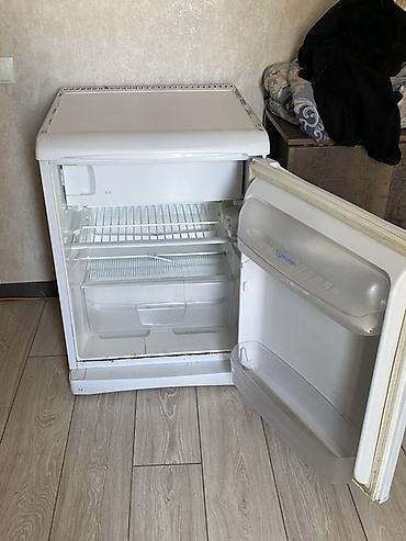 cctv camera: Холодильник Indesit TT 85.001 (одно­камерный) - Тип: компактный — 3
