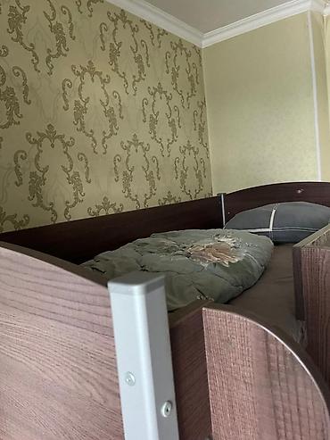 bunk bed: Двухъярусная кровать классического дизайна. - Материал: ЛДСП под — 2