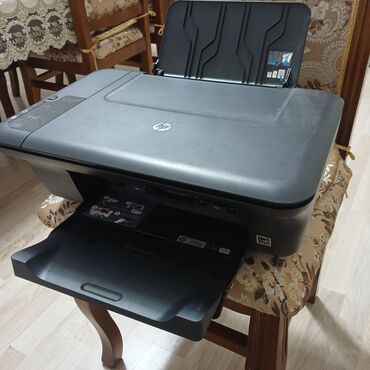 stol ustu komputer qiymeti: HP brendinin qara rəngli, yığcam masaüstü printeri. Bu model çap