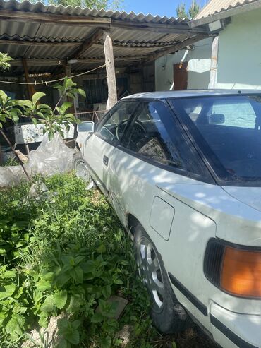 Toyota: Toyota : 1984 г., 1.6 л, Механика, Бензин, Хэтчбэк
