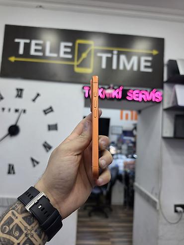 iphone iks: IPhone 17 Pro, 256 GB, Narıncı, Zəmanət, Simsiz şarj, Face ID — 2