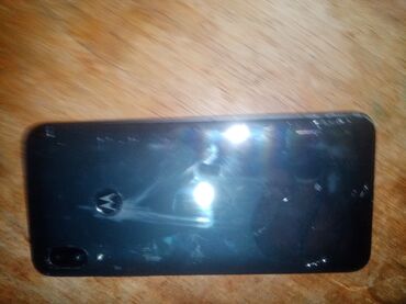 Motorola: Motorola Moto E6 na lalafo.rs — 8 Motorola: Motorola Moto E6 — 8