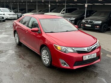 Mercedes-Benz: Toyota Camry: 2012 г., 2.5 л, Автомат, Бензин, Седан