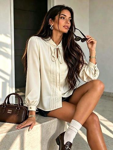 bluze od konca: Elegantna ženska bluza sa satenskim efektom, namenjena za — 4