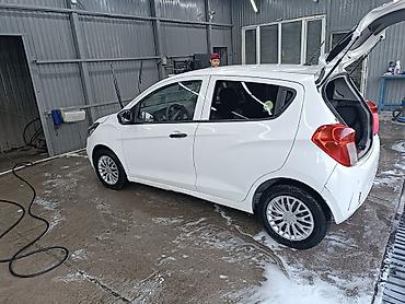 авто в расрочку: Chevrolet Spark: 2020 г., 1 л, Вариатор, Газ — 4