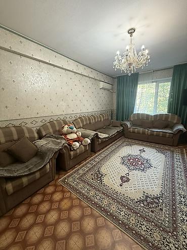 старый уголок: Гарнитур для зала, Б/у, Шкаф, ДСП, цвет - Коричневый — 2