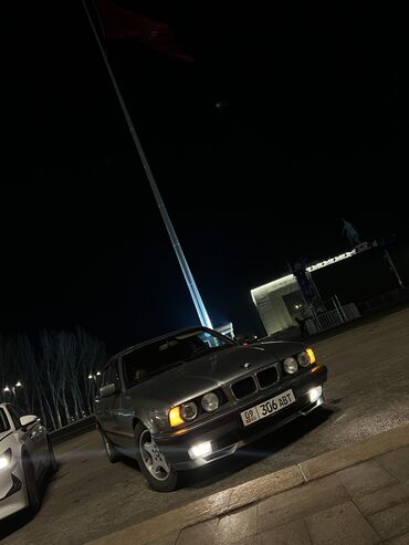 бишкек авторынок: BMW 5 series: 1993 г., 2.5 л, Механика, Бензин, Седан