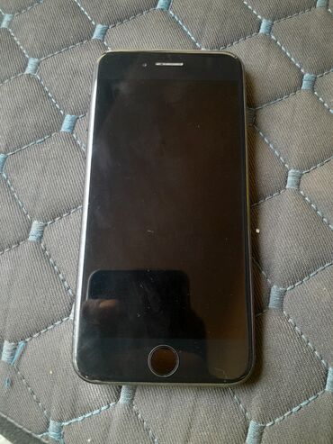 Realme: IPhone 7, Jet Black, Barmaq izi
